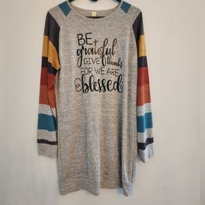 NWT Womens Oversized Sweatshirt with Grateful saying.  Size XXL.  Soft.